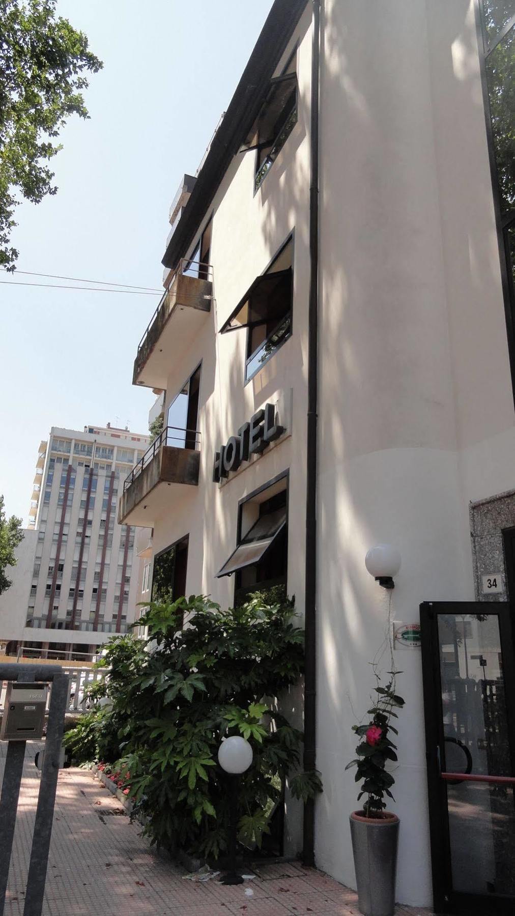 Adria Hotel